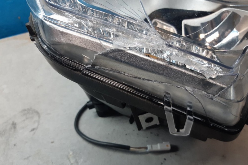 Nouzová oprava světla moto KTM