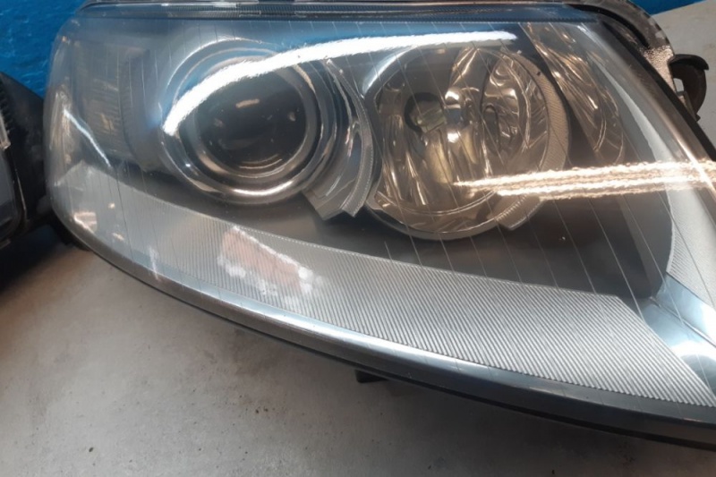 Oprava předních světel Audi