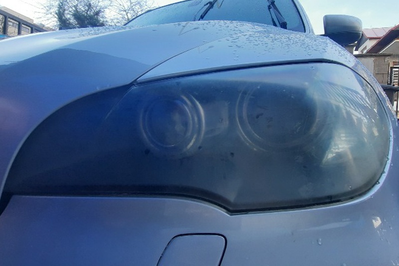 Fotogalerie P ebrou en Matn ch Sv tel BMW X5 Oprava Plast 