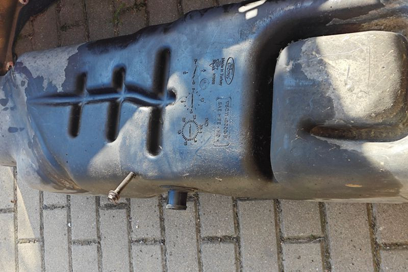 Oprava provrtané palivové nádrže