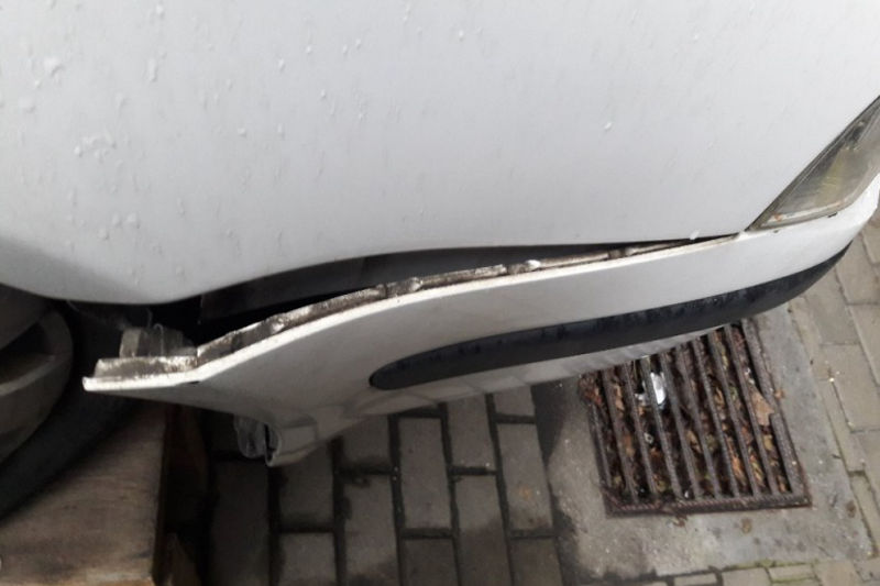 Oprava předního nárazníku Škoda Octavia